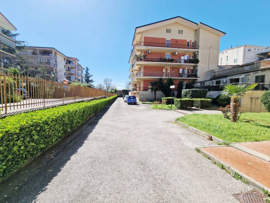 Appartamento a Caserta in Via Petrarca , 57 - Foto 3