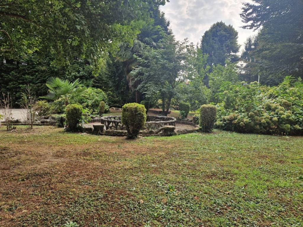 Villa a Vedano olona in Vicolo Cohen - Foto 3