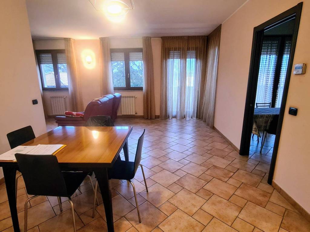 Appartamento a Gorla minore in Via M. D'Azeglio 9 - Foto 3
