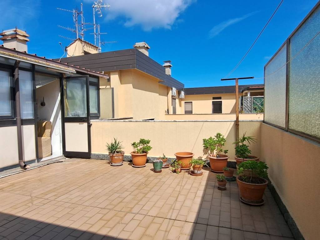 Attico / mansarda a Vibo valentia in Via Dante Alighieri, 44 - Foto 5