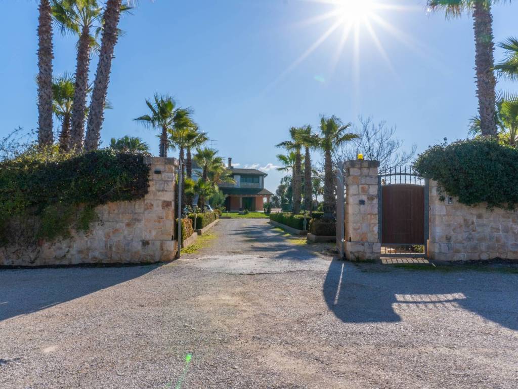 Villa a San vito dei normanni in Contrada Varvolla - Foto 4