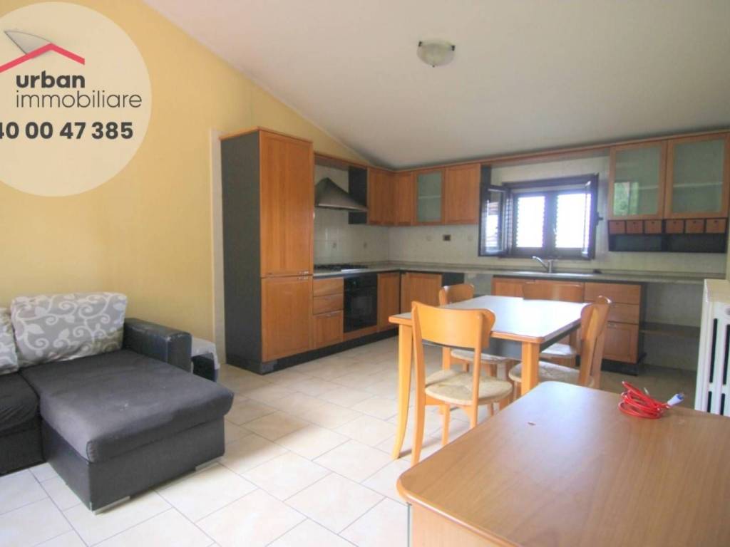 Casa indipendente a L'aquila in Via Nuova per Pianola, 8 - Foto 4