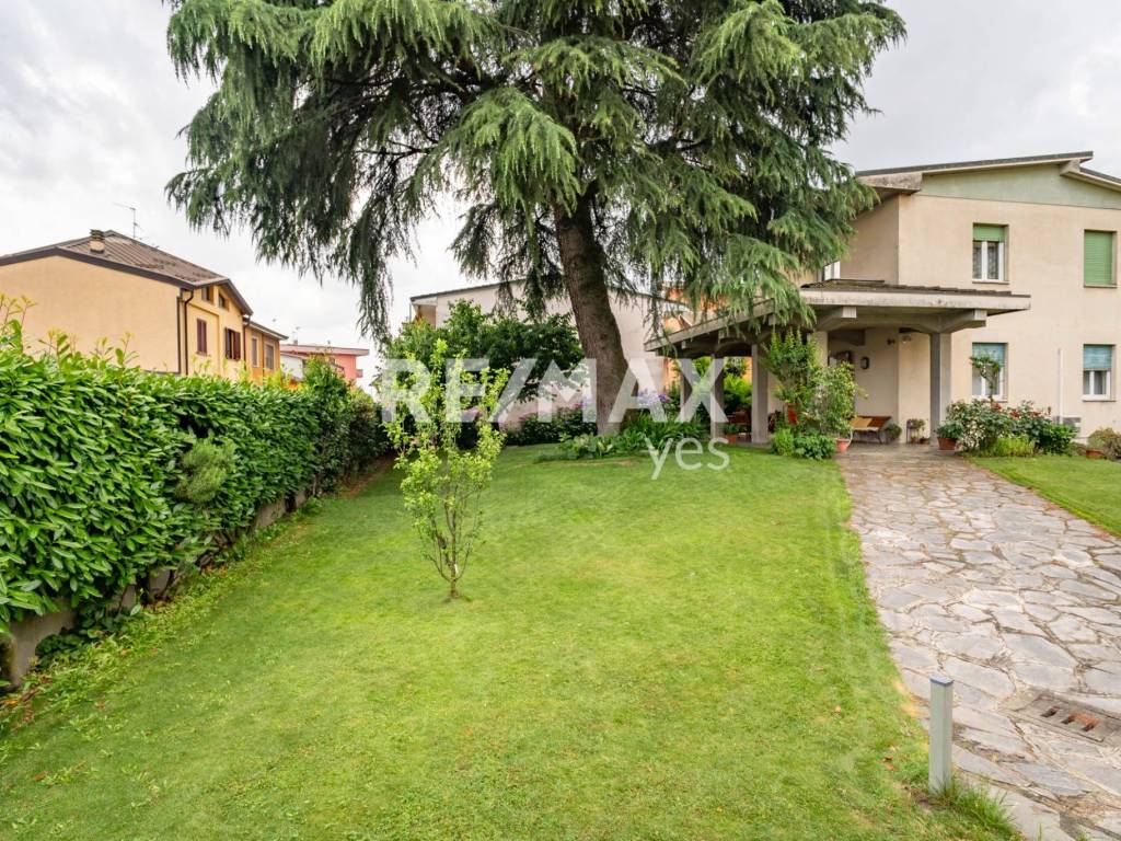 Villa a Sant'angelo lodigiano in Via Armando Diaz, 50 - Foto 4