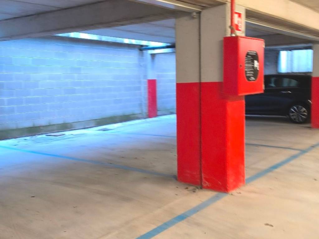 Box / garage a Mantova in Via Andrea da Schivenoglia - Foto 3