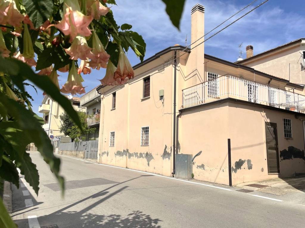 Casa indipendente a Pescara in Via Colle Innamorati, 184 - Foto 5