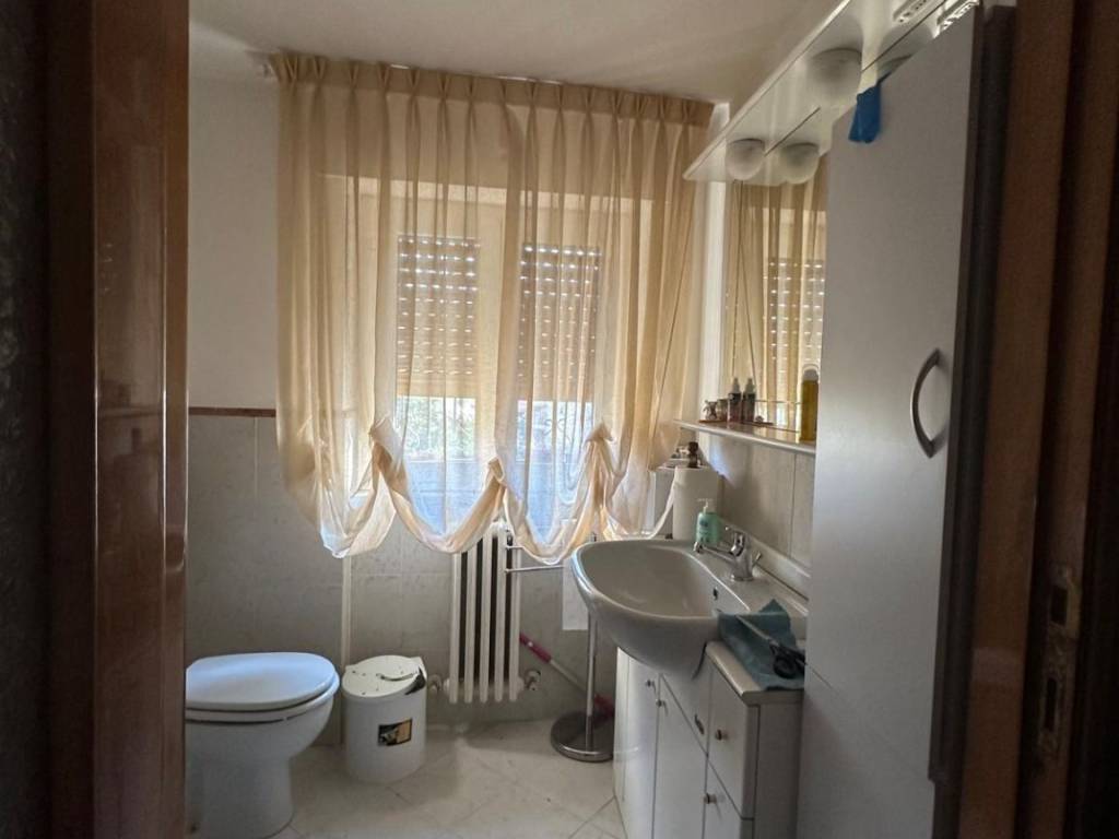 Casa indipendente a San benedetto del tronto in Via Nino Bixio - Foto 5