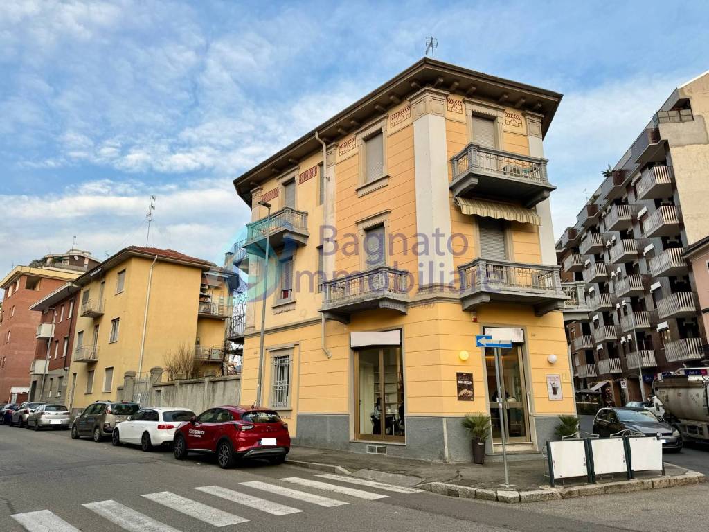 Palazzo / stabile a Novara in Viale Roma, 42 - Foto 2