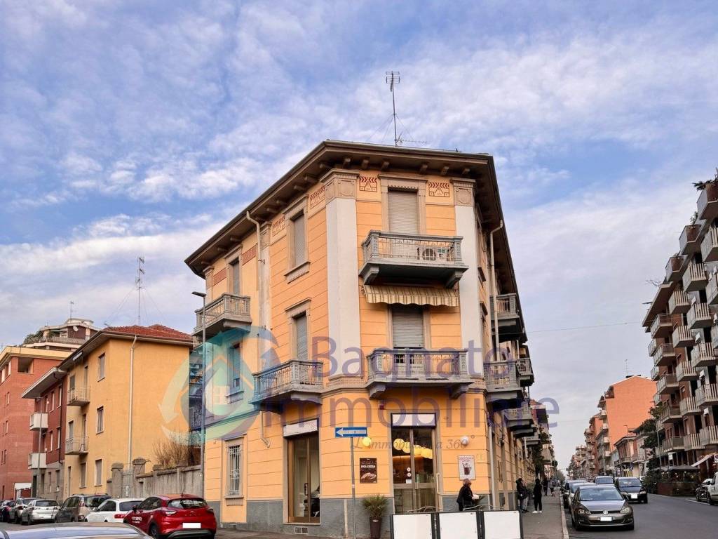 Palazzo / stabile a Novara in Viale Roma, 42 - Foto 3