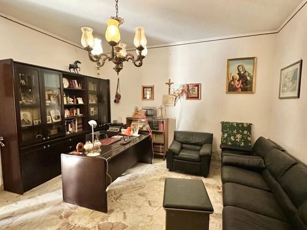 Casa indipendente a Palazzo adriano in Via Giuseppe la Masa, 13 - Foto 5