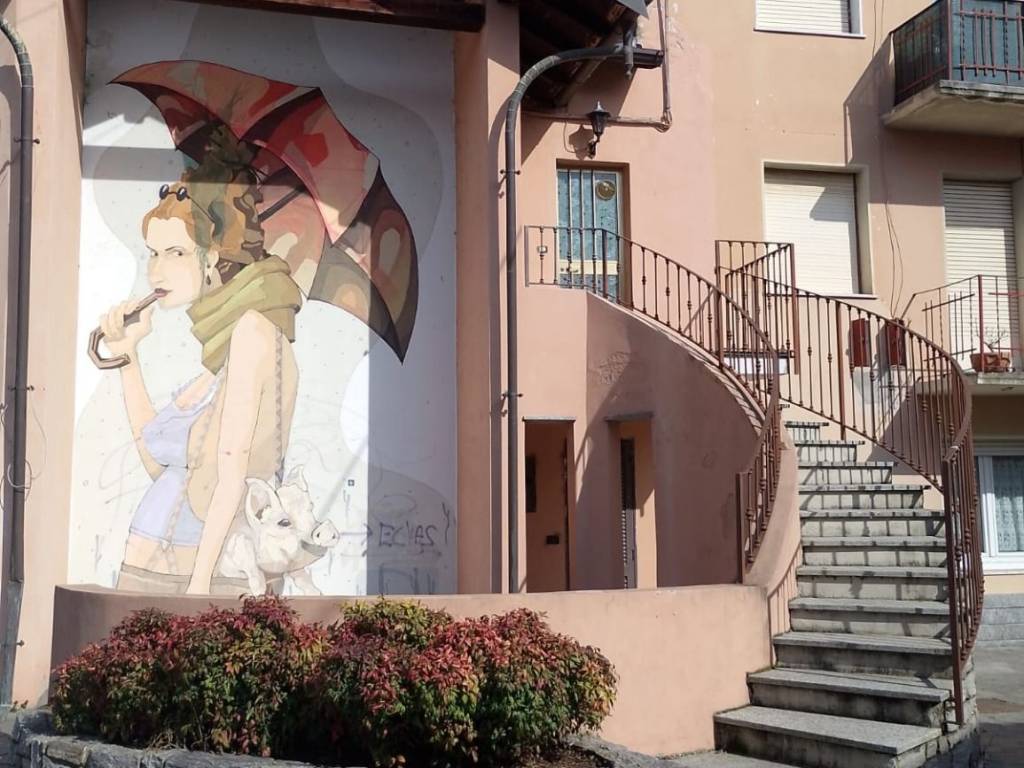 Appartamento a Brebbia in Via Alessandro Manzoni - Foto 2