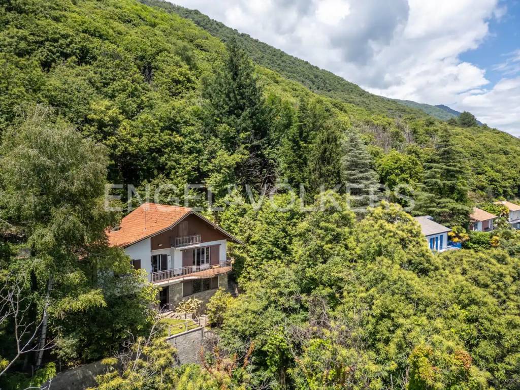 Villa a Ghiffa in Via Verbano - Foto 4