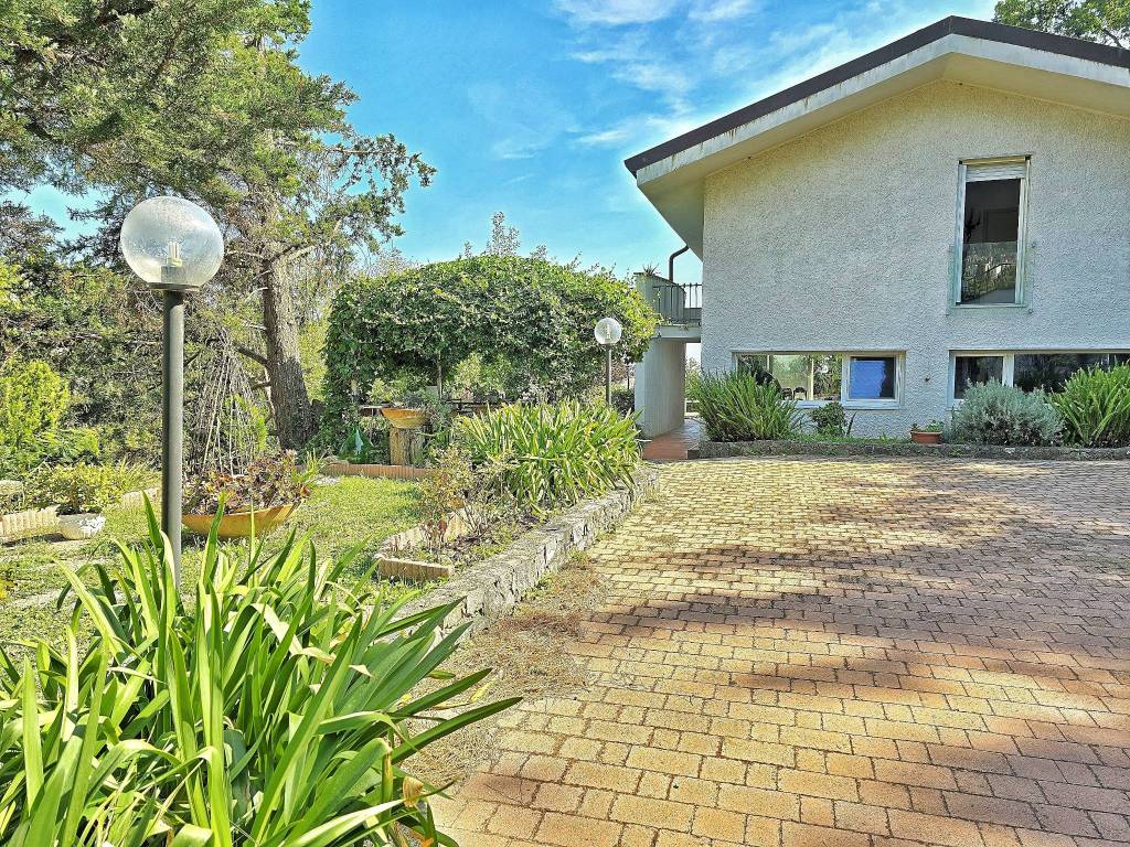 Villa a Boissano in Via Fornaci - Foto 3