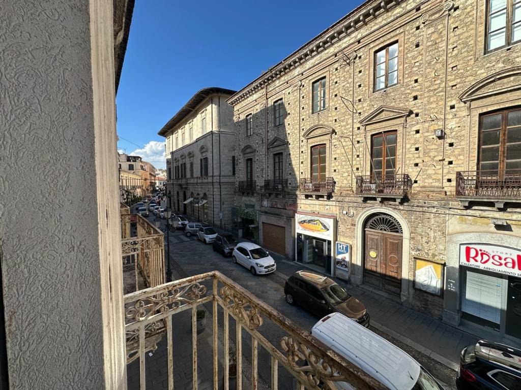 Immobile a Catanzaro in Corso Giuseppe Mazzini, 197 - Foto 3