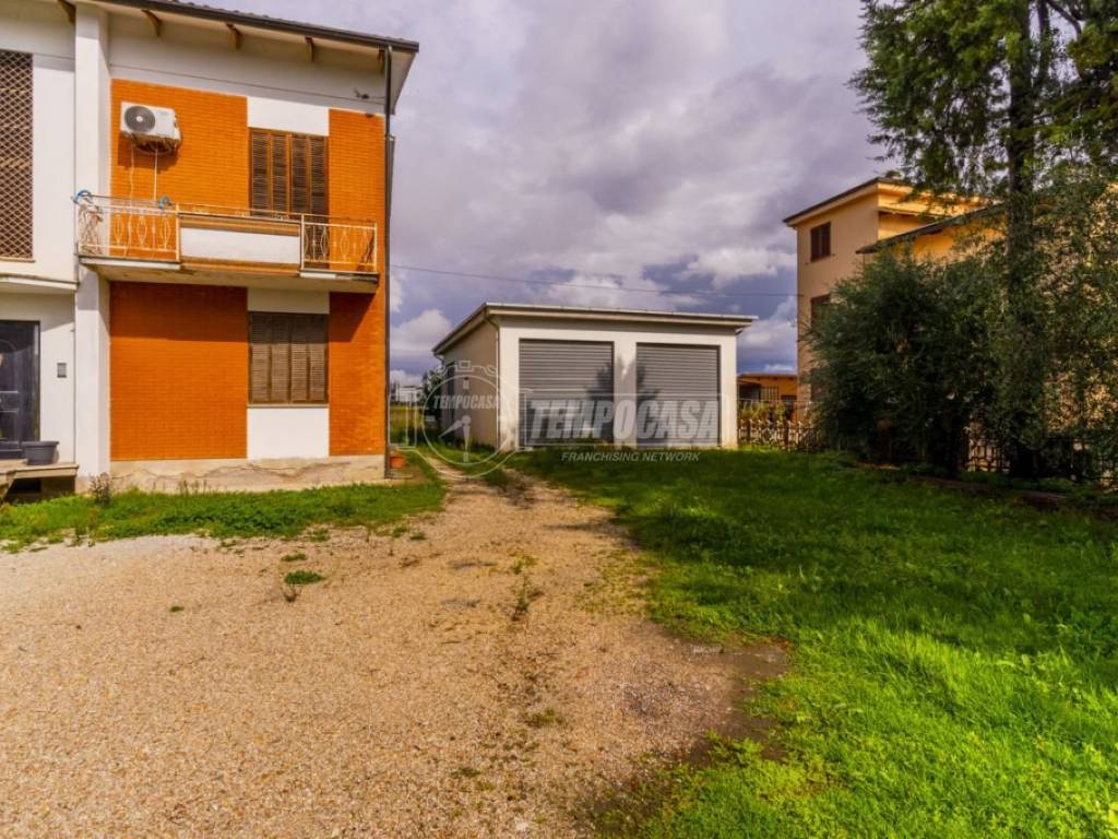 Casa indipendente a Montecosaro in Via Roma, 280 - Foto 5
