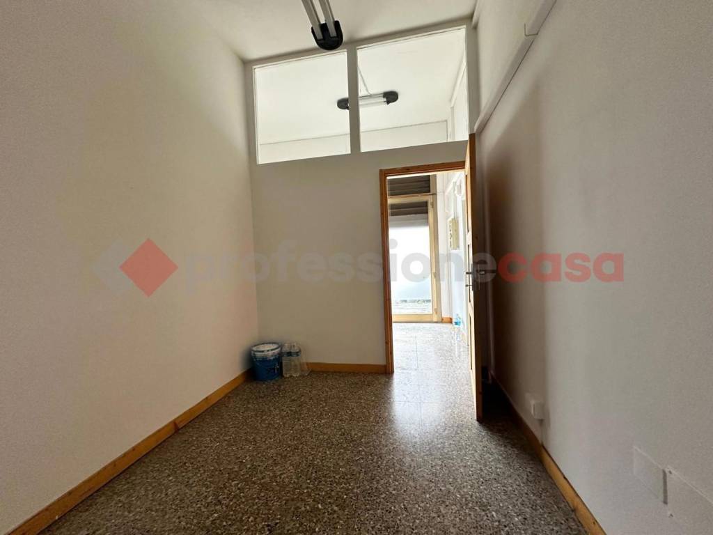 Immobile a Arezzo in VIA X DICEMBRE - Foto 4