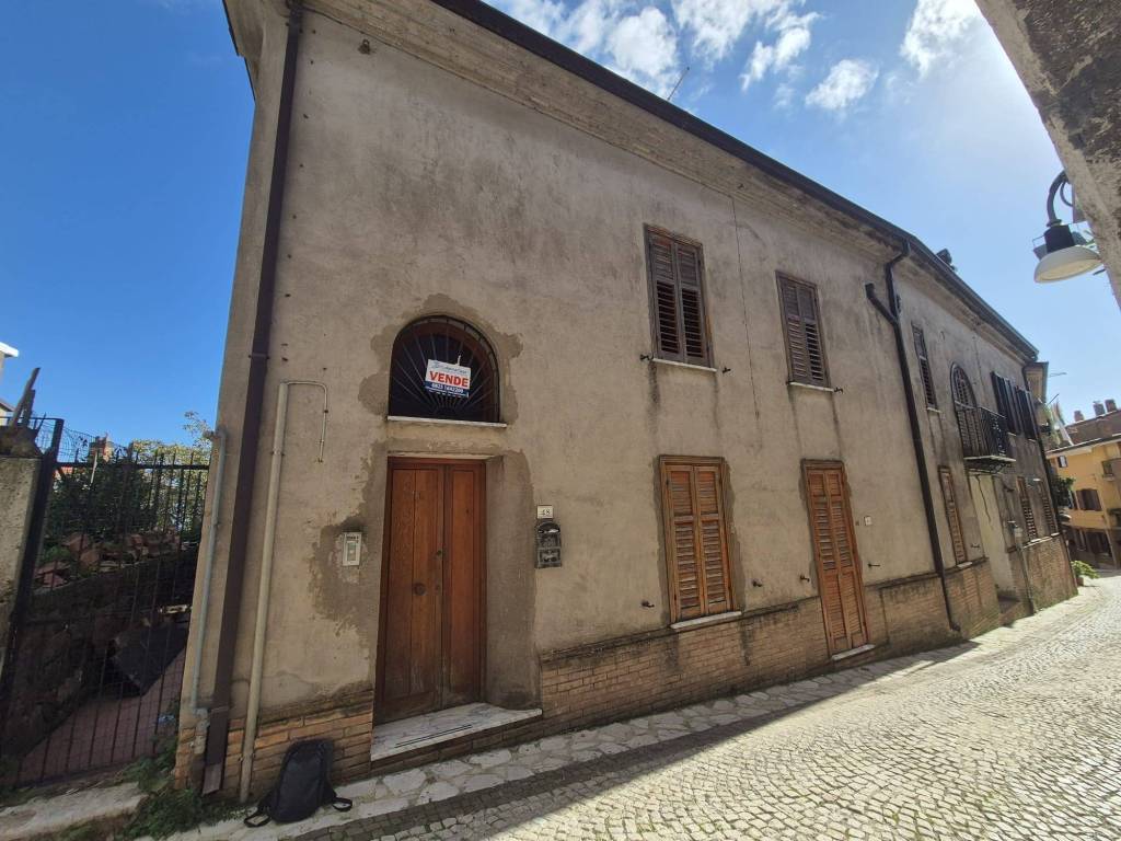 Villa a Summonte in Via Varra - Foto 3