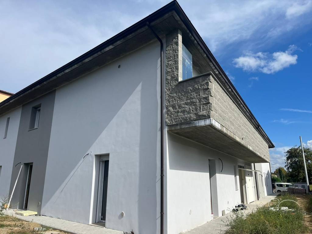 Appartamento a Castelfranco emilia in Via Commenda - Foto 3
