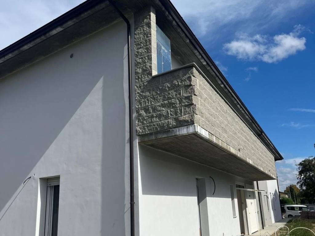 Appartamento a Castelfranco emilia in Via Commenda - Foto 4