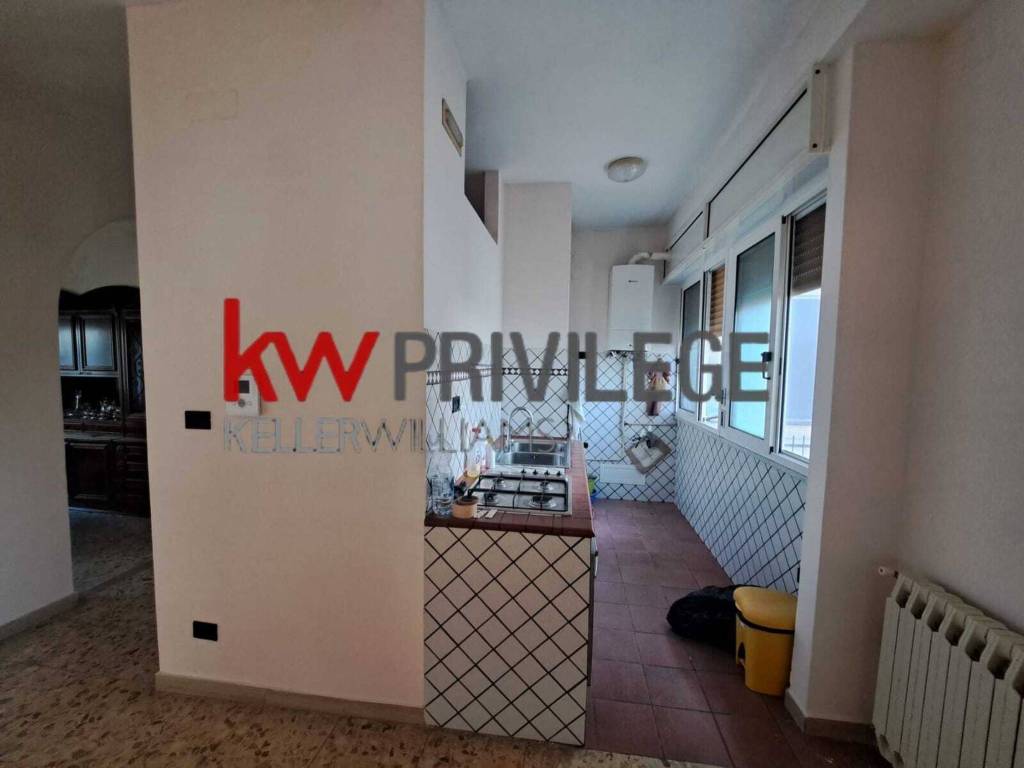 Appartamento a Brindisi in Via del Lavoro - Foto 5