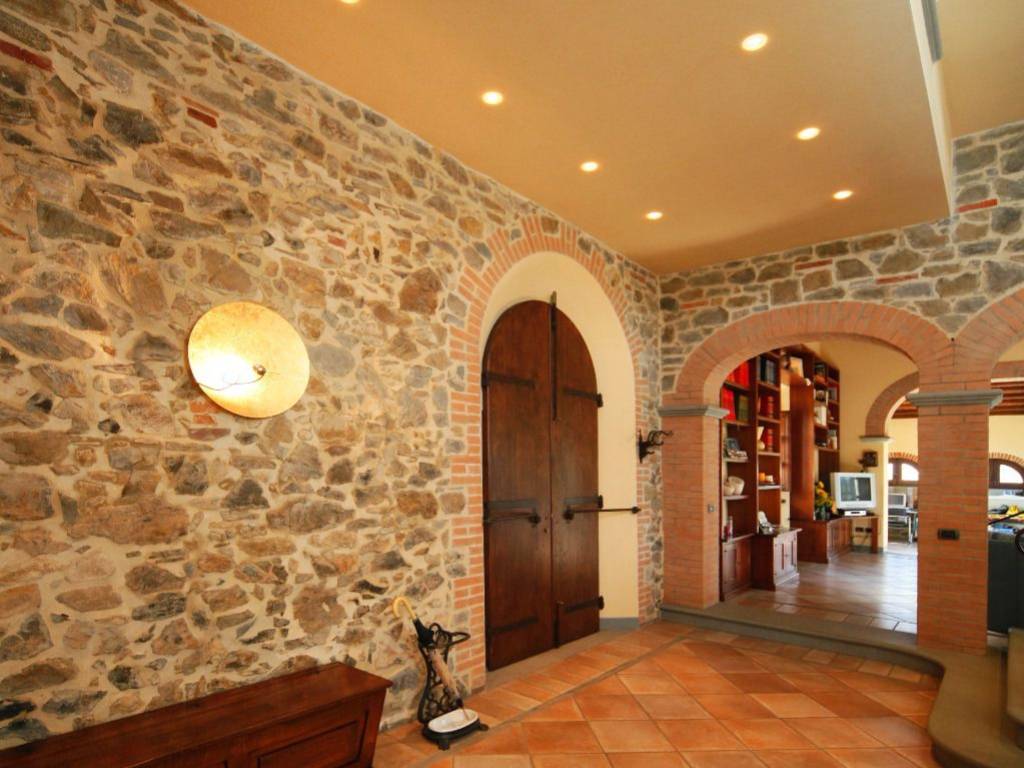 Villa a Monsummano terme in Piazza Giuseppe Giusti, 55 - Foto 4