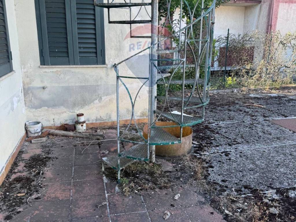 Casa indipendente a Sant'andrea del garigliano in via reali - Foto 2