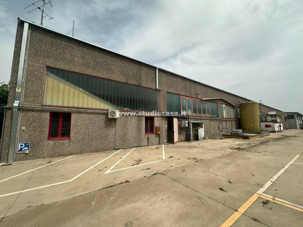 Immobile a Cremosano in piazzale dell'industria - Foto 5