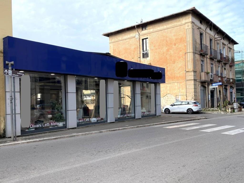 Immobile a Fondi in Via Fabio Filzi, 12 - Foto 2