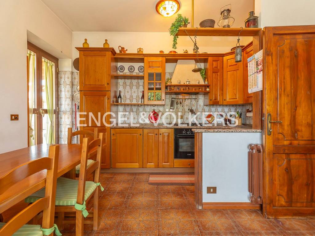 Villa a Aprilia in Via dei Giardini - Foto 4