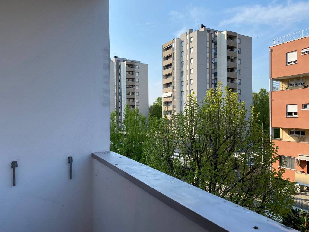 Appartamento a Reggio emilia in Via Enrico De Nicola, 14 - Foto 4