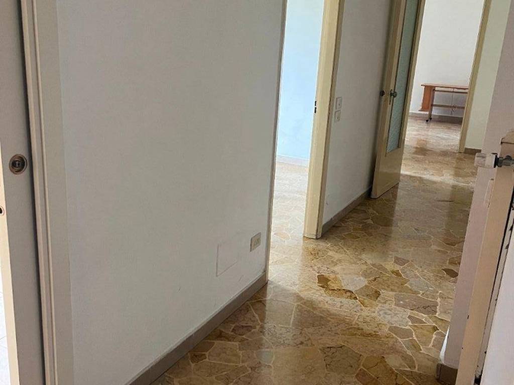 Appartamento a Cislago in Via San Giovanni Bosco - Foto 3