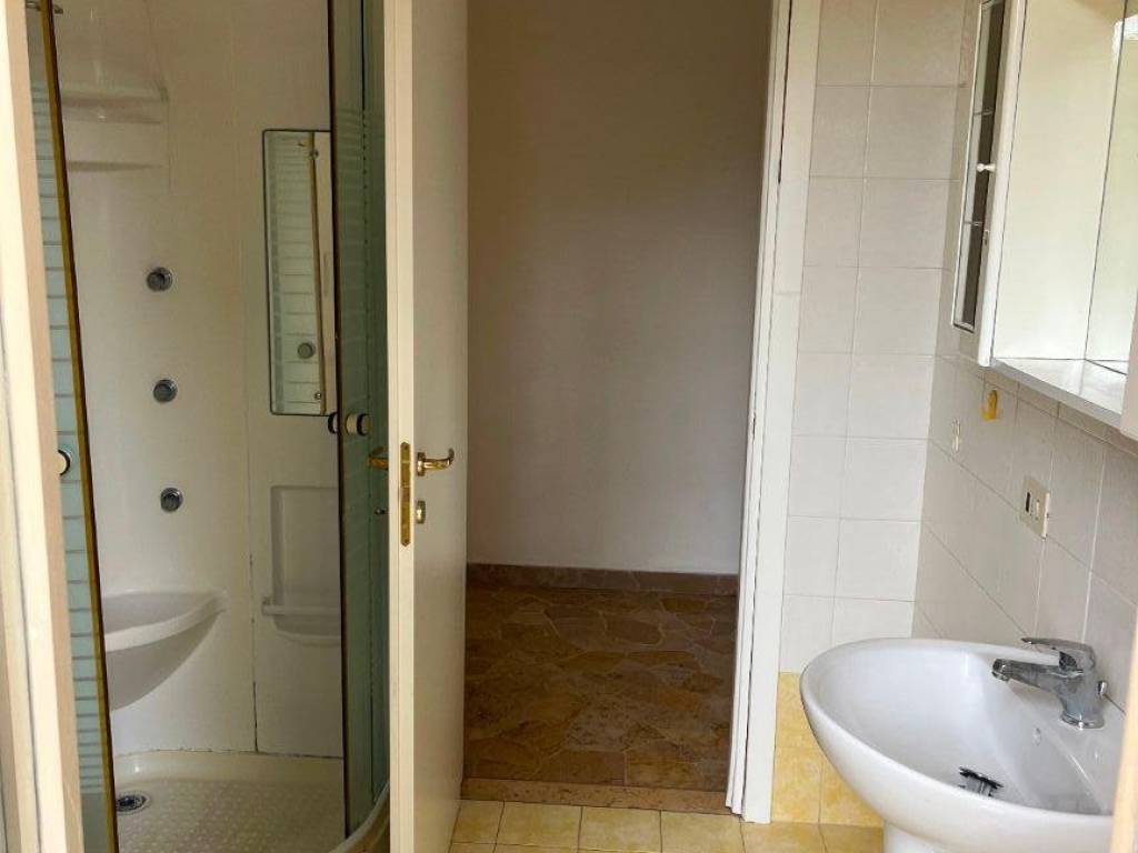 Appartamento a Cislago in Via San Giovanni Bosco - Foto 5