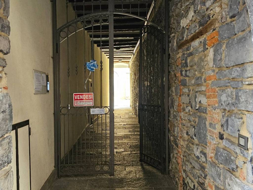 Appartamento a Bellano in Via Camillo Benso di Cavour - Foto 2