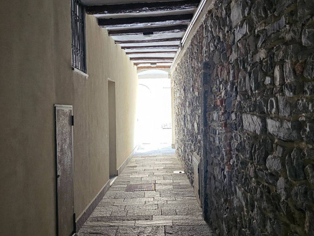 Appartamento a Bellano in Via Camillo Benso di Cavour - Foto 3