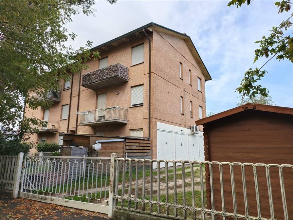 Appartamento a Bagnacavallo in Via della Costituzione, 11 - Foto 5