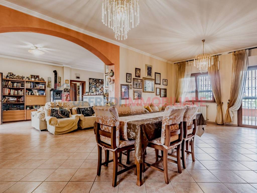 Villa a Aprilia in Via Reggio Calabria, 15 - Foto 3