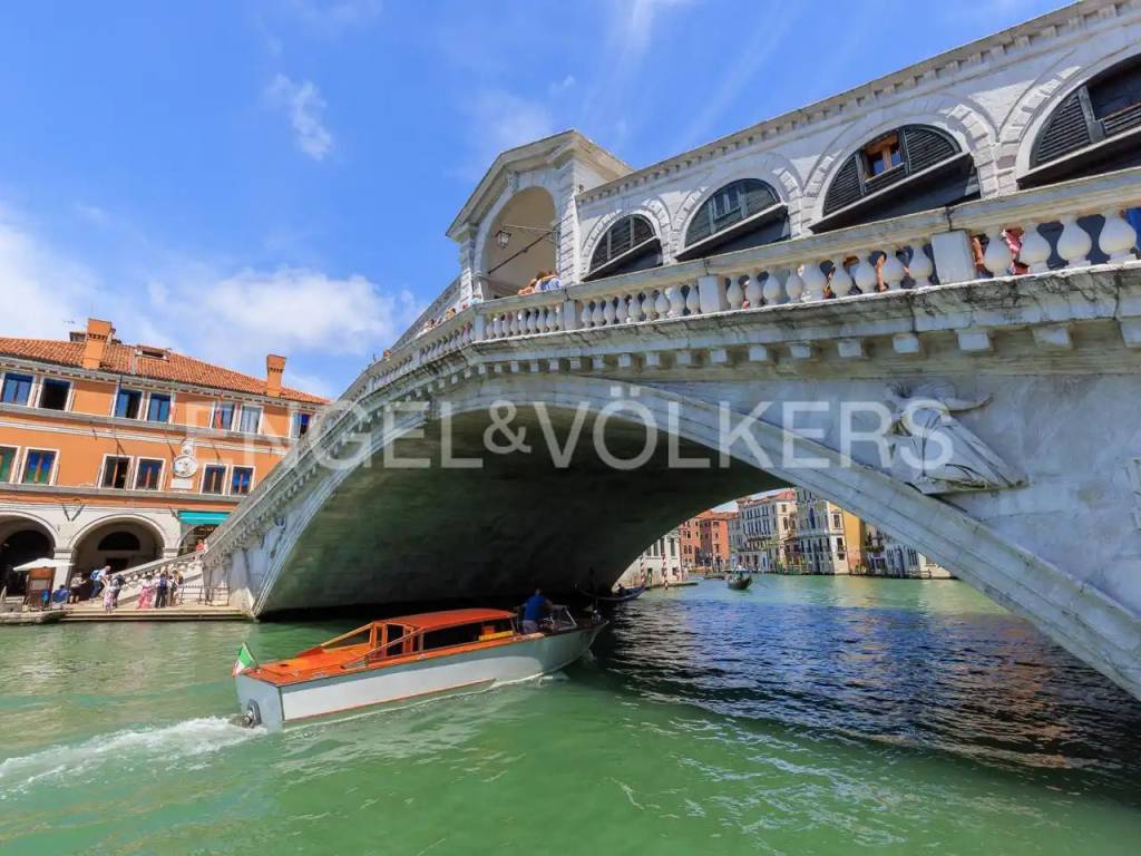 Appartamento a Venezia in Campo San Bortolomio - Foto 4