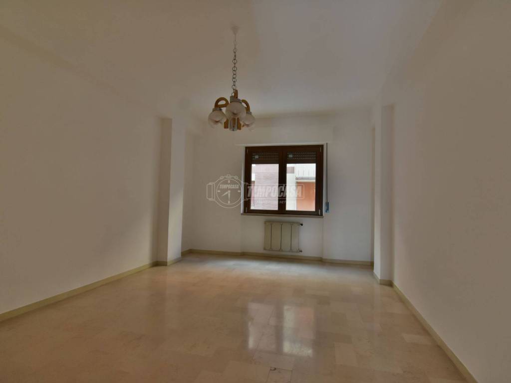 Appartamento a Tolentino in Via della Pace - Foto 3