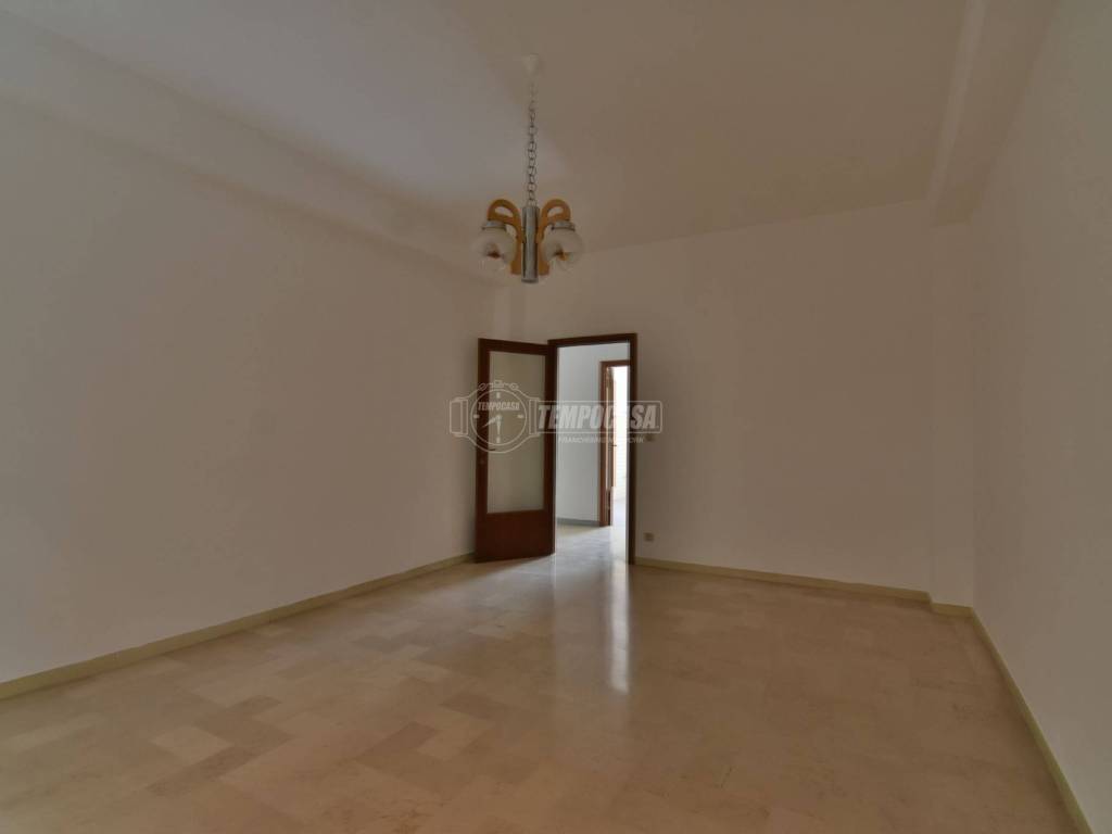 Appartamento a Tolentino in Via della Pace - Foto 4