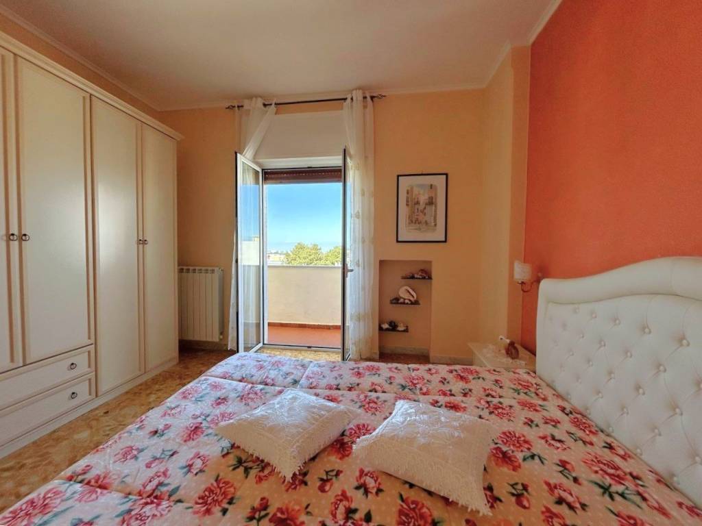 Appartamento a Triggiano in Via Dante Alighieri - Foto 5