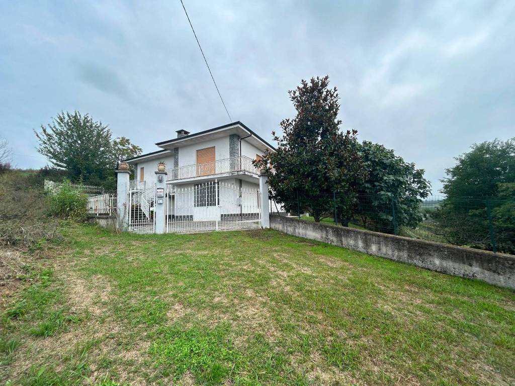 Villa a Castagnole delle lanze in Via 4 Novembre, 5 - Foto 2