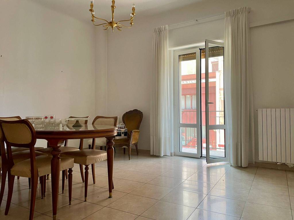 Appartamento a Taranto in Via Liguria, 65 - Foto 2