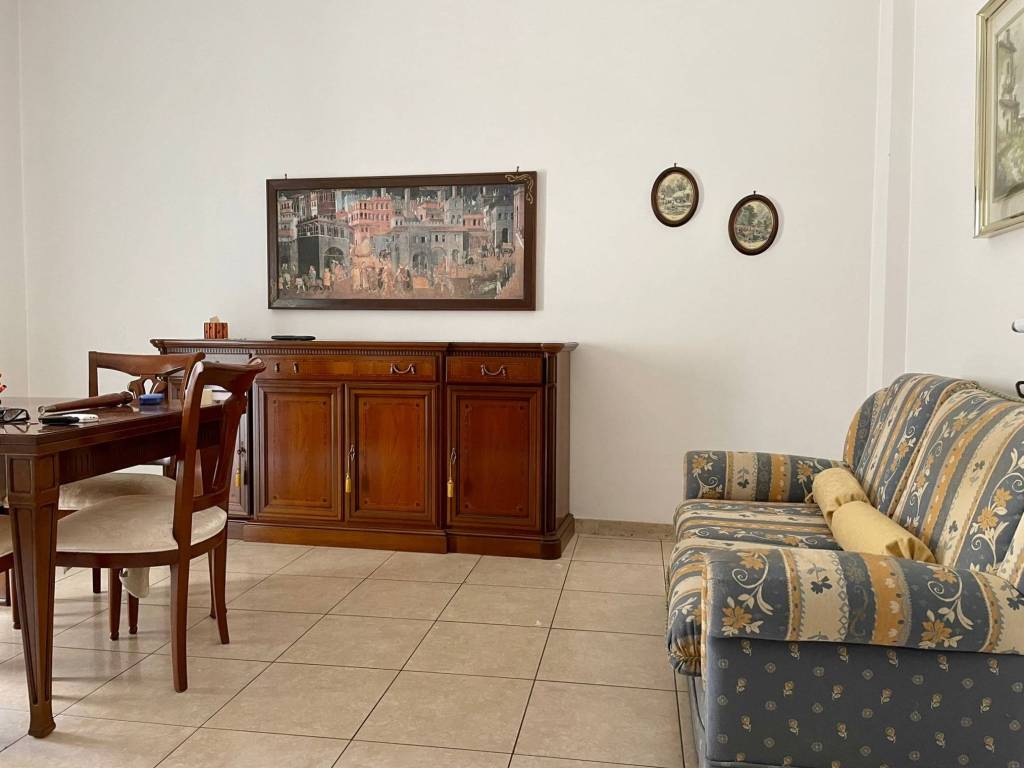 Appartamento a Taranto in Via Liguria, 65 - Foto 4