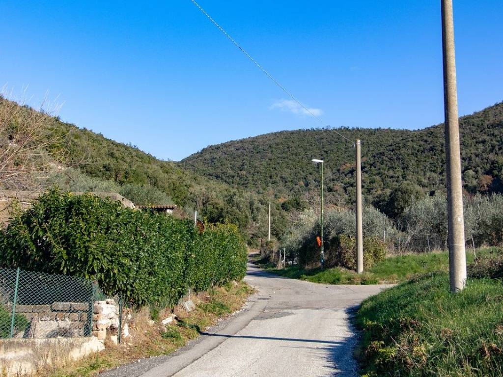 Terreno a Lugnano in teverina in Via di Vallelunga - Foto 5