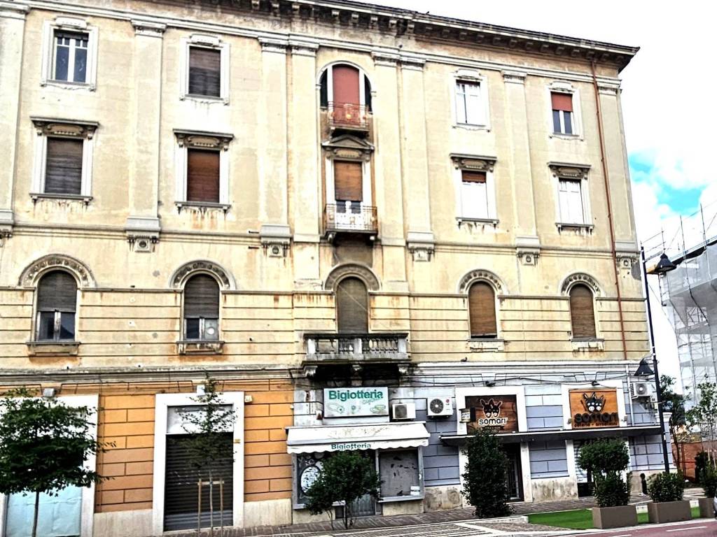 Appartamento a Pescara in Corso Vittorio Emanuele II, 213 - Foto 2