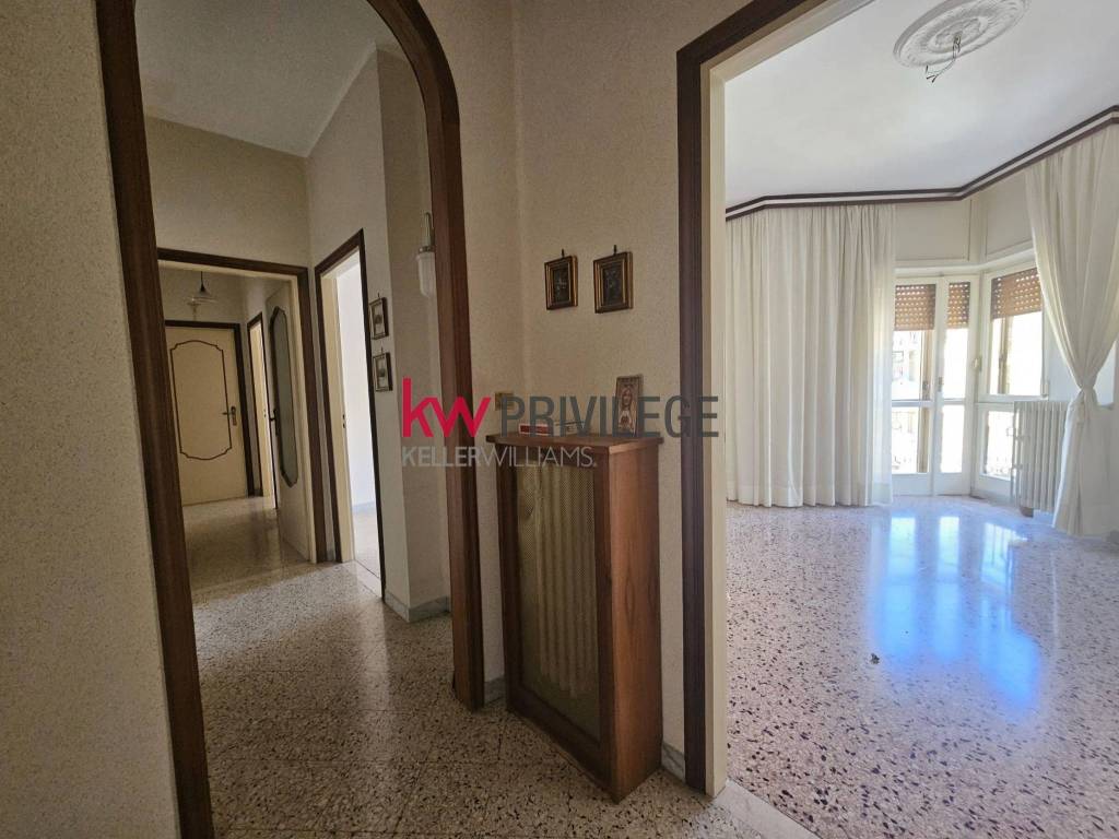 Appartamento a Brindisi in Piazza Ottone Rosai - Foto 2