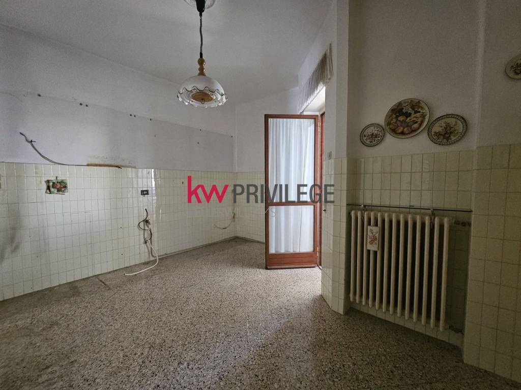 Appartamento a Brindisi in Piazza Ottone Rosai - Foto 4