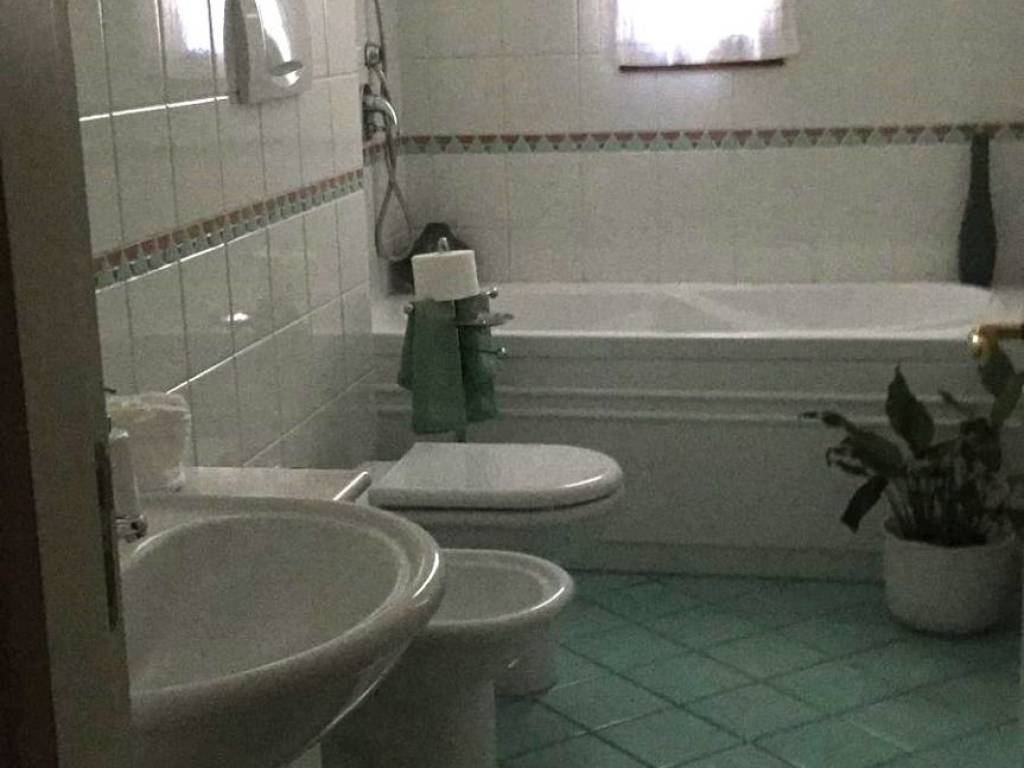 Appartamento a Brindisi in Via Ruggero Flores - Foto 4