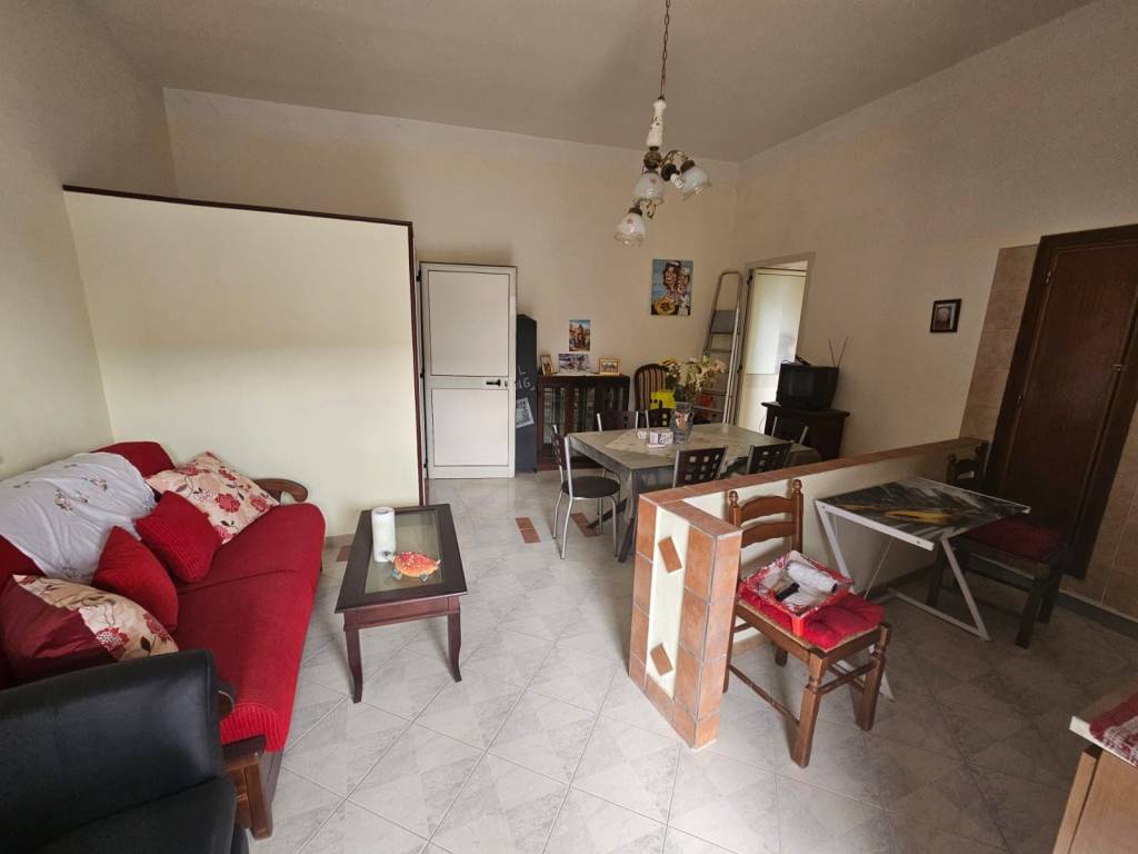 Casa indipendente a Vitulazio in Via Giosuè Carducci - Foto 4