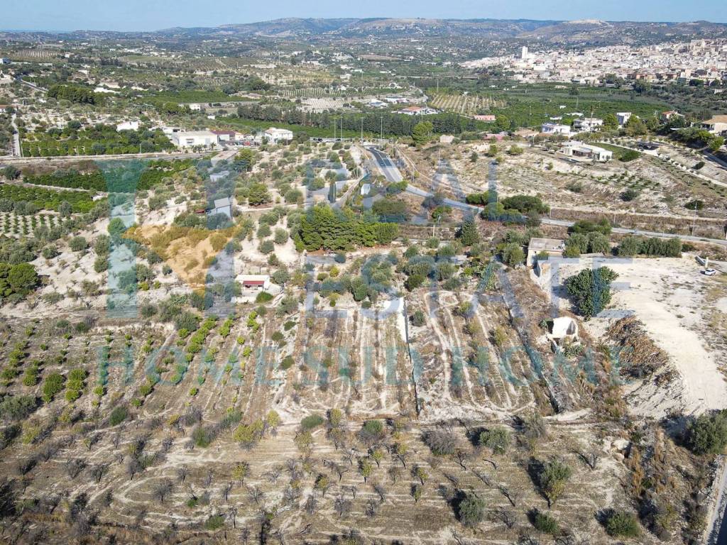 Terreno a Noto in Via Tommaso Fazello, 228 - Foto 2