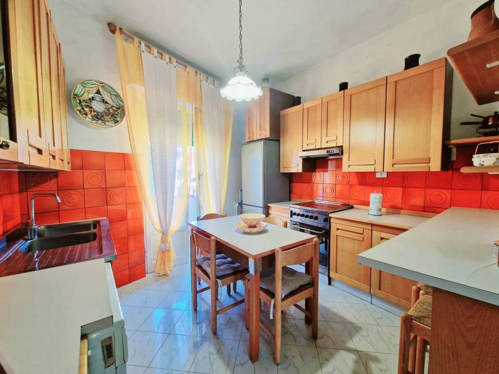 Appartamento a Sarzana in Piazza Matteotti S.N.C. - Foto 4